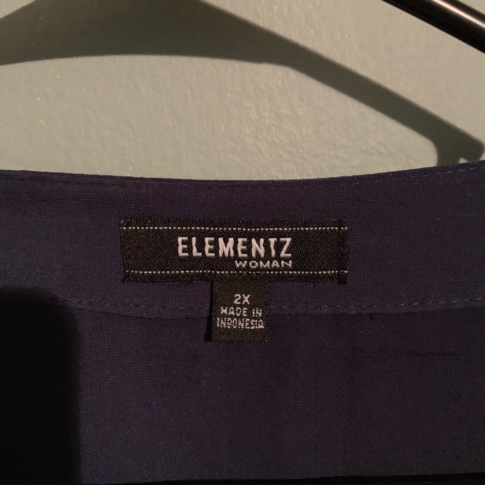 Elements Top - Used Once! View 3